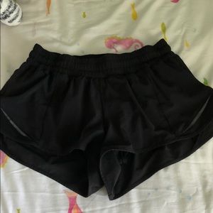 Lulu lemon hotty hot shorts